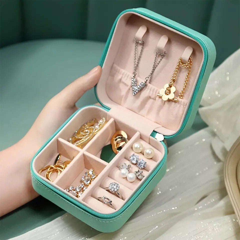 Jewellery & Hair Accessory Organizer – Leather Storage Box for Travel